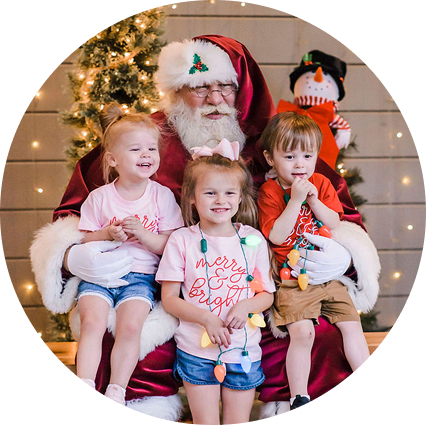 Creekhaven Residents Event Pictures with Santa