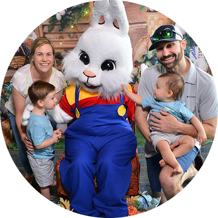 Family fun events at Creekhaven Iowa Colony Easter Bunny